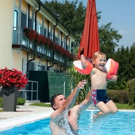 Golfhotel Gutshof Penning 3*